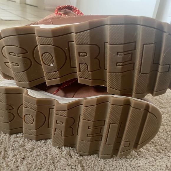 Sorel Women's Kinetic Conquest Waterproof Boots - Picture 12 of 13